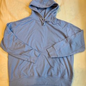 Oversized blue sweatshirt